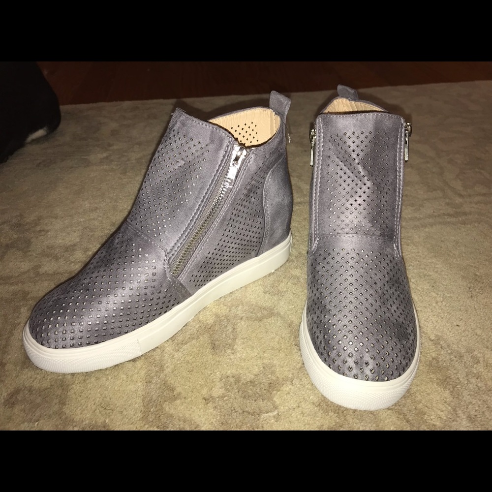 Never Worn Raised Heel Zip Up High Top Sneakers
